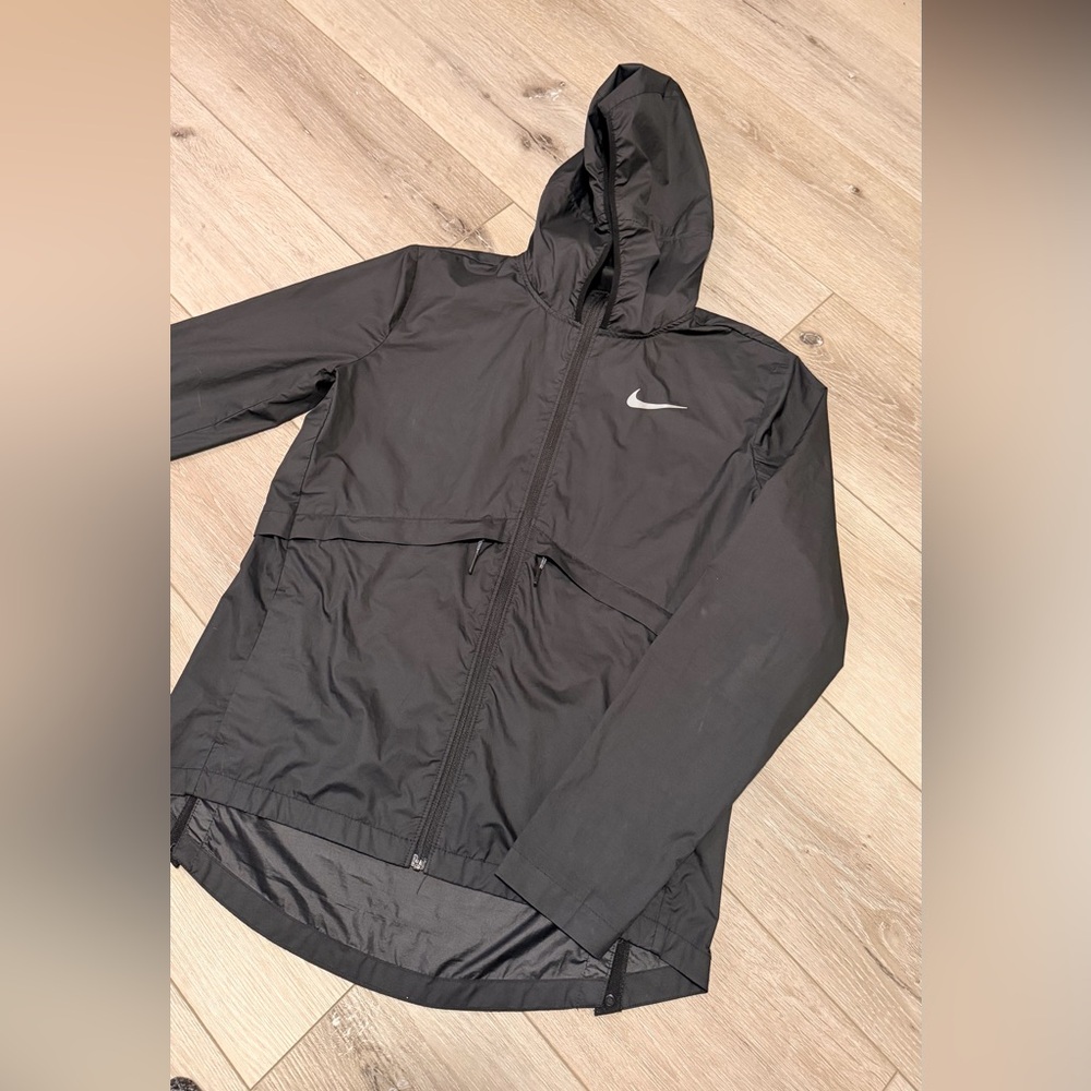 Women’s Nike Black Hooded Windbreaker Jacket